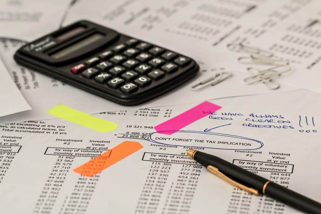 10 Reasons Your Small Business Needs a Bookkeeper And How to Choose One 4 calculator, calculation, insurance